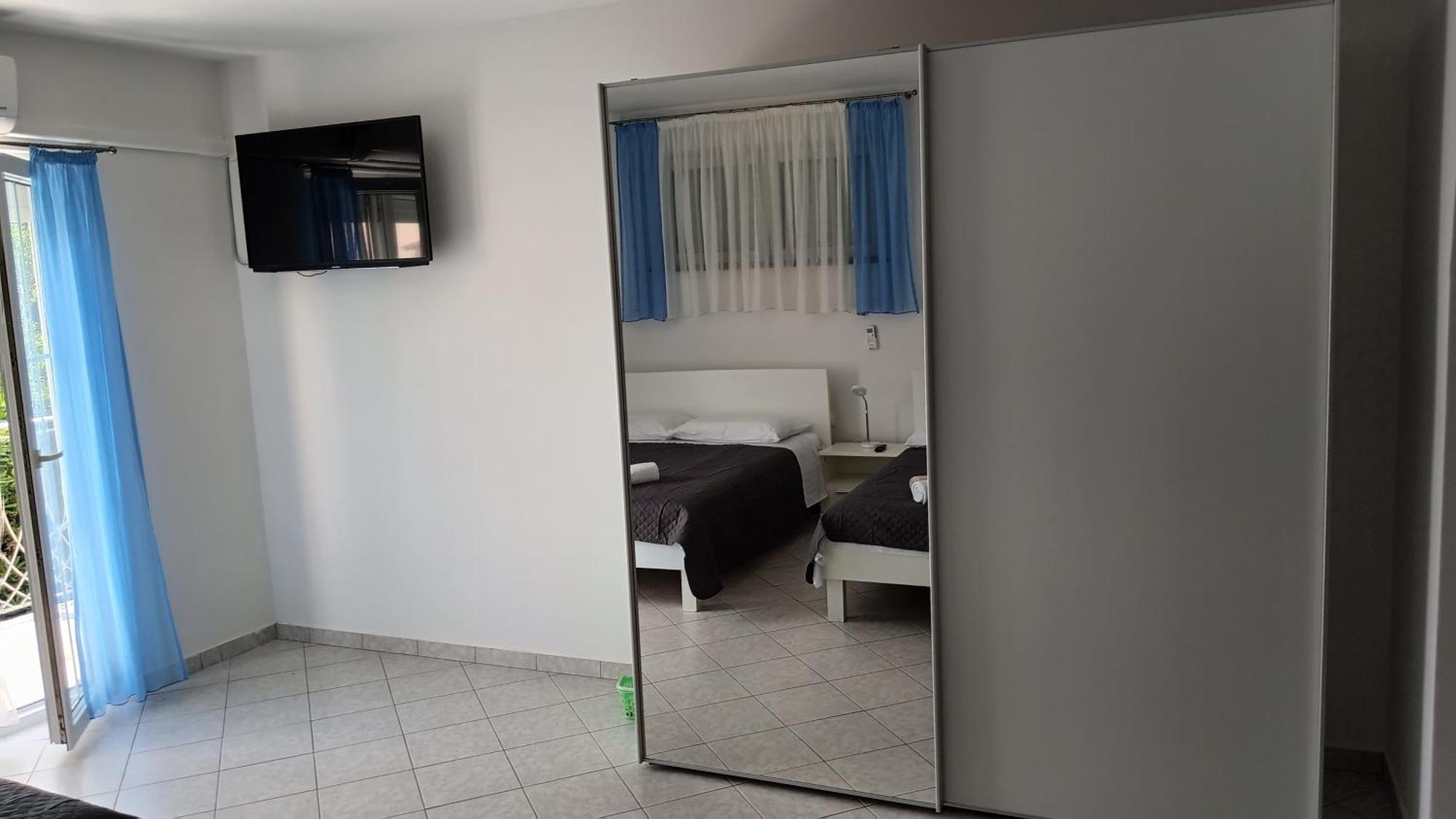 Artneo Apartmani Новаля Екстериор снимка