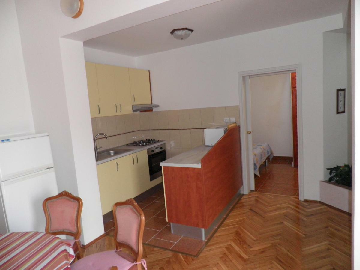 Artneo Apartmani Новаля Екстериор снимка
